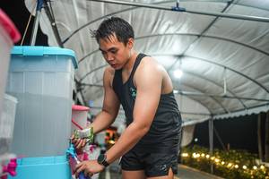 BIB: 
                            <button type="button" onclick="openModal(26535177)" class="btn btn-primary btn-sm float-right btn-popup" data-toggle="modal" data-target=".modal-high-quality">
                        <i class="fas fa-shopping-cart"></i> Add to Cart
                    </button>
                                            <button type="button" onclick="isThisMe(26535177, true)" class="btn btn-success btn-sm float-right btn-popup btn-isme hidden" data-toggle="tooltip" data-placement="bottom" title="นี่คือรูปของคุณใช่ไหม คลิกที่นี่เพื่อเอาเข้าอัลบั้ม">
                        <i class="fas fa-plus"></i> Add to album
                    </button>
                    <button type="button" onclick="isThisMe(26535177, false)" class="btn btn-warning btn-sm float-right btn-popup btn-isnotme hidden">
                        <i class="fas fa-ban"></i> Remove from album
                    </button>